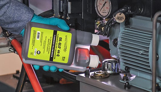 Fluorescent dye system pour